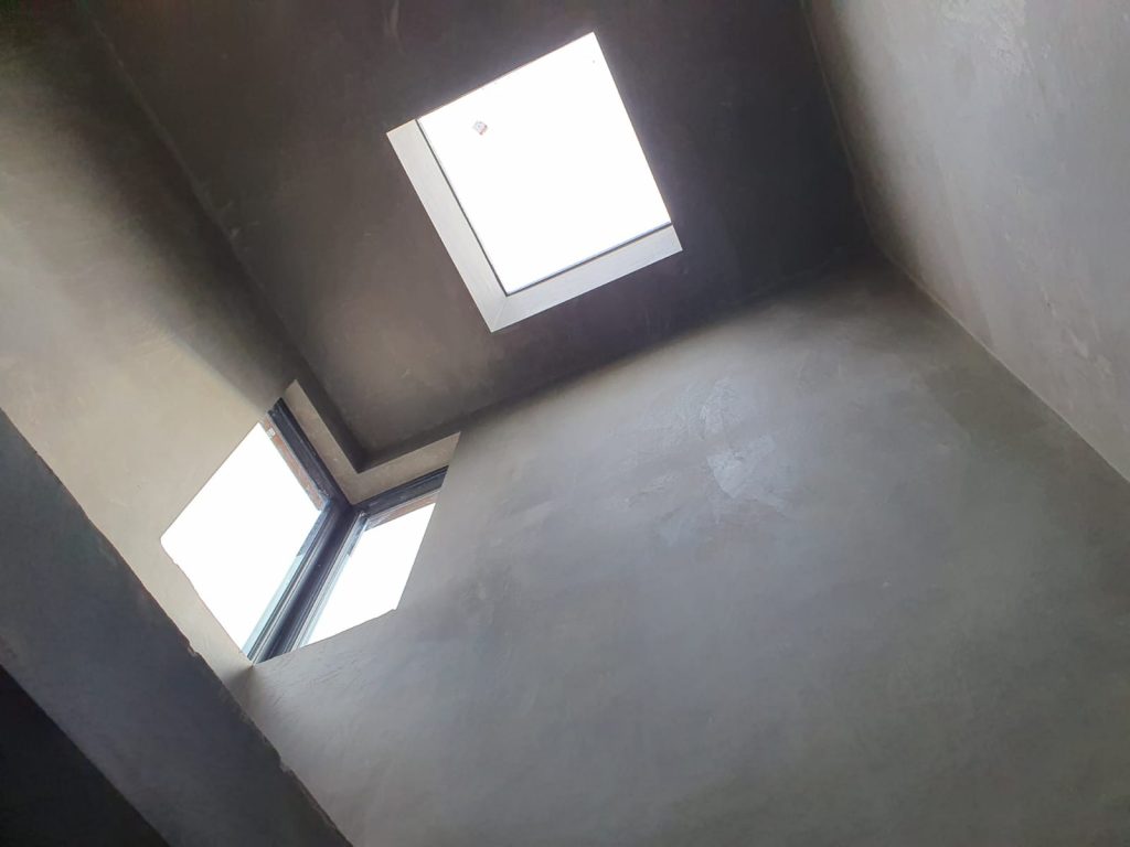 stairwell inside light